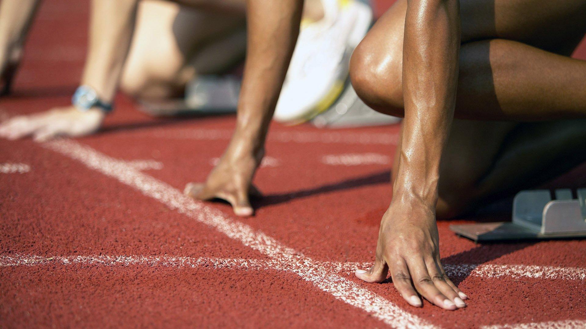 英雄联盟全球总决赛，巅峰对决引爆电竞狂潮