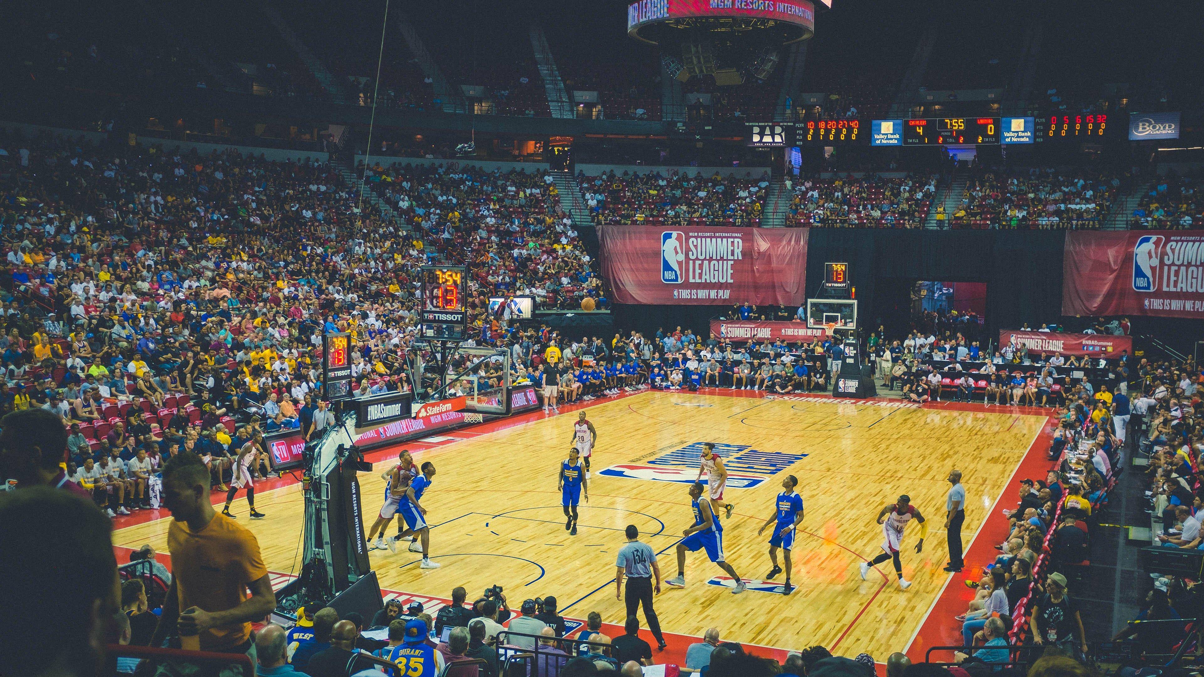 体育赛事直播：费德勒宣布退役 网球传奇告别职业赛场